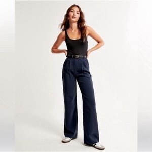 Abercrombie & Fitch Sloane High-Waist Wide-Leg Navy Pants Size 26/2